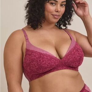 Torrid Dream Wire-Free Plunge Bra NWT